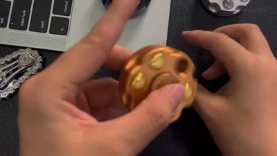 Cool Alloy Fidget Spinner Metal Toy for Kids Adults, Fidget Cube Chain Toys Small Sensory Gadget Finger Hand Spinner Focus Desk Spining Top Toy Party Favors Prizes Goody Bag Fillers Novelty Gift