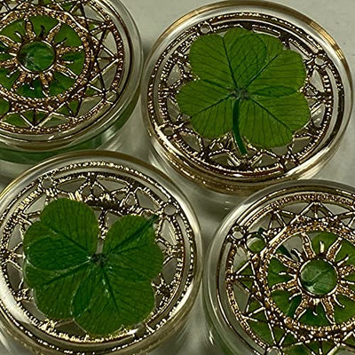 Real Four Leaf Clover Good Luck Pocket Token, Preserved, 1.25”, Including Metal Ornament (Magic Circle of The Sun)